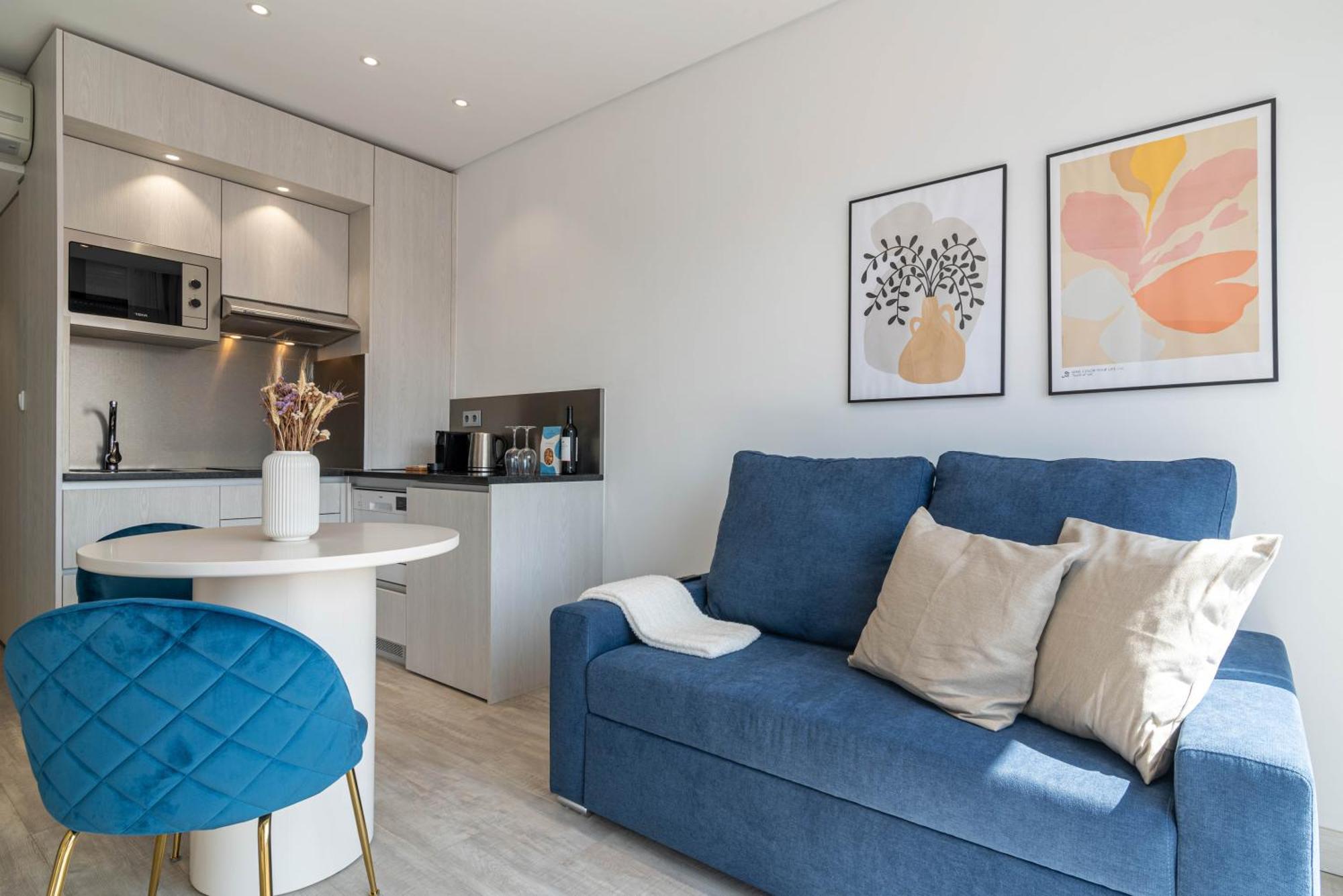 Dom Luis Flats Apartment บีลาโนวาเดกายา ภายนอก รูปภาพ
