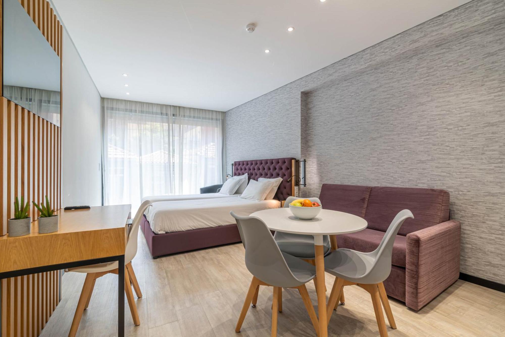 Dom Luis Flats Apartment บีลาโนวาเดกายา ภายนอก รูปภาพ