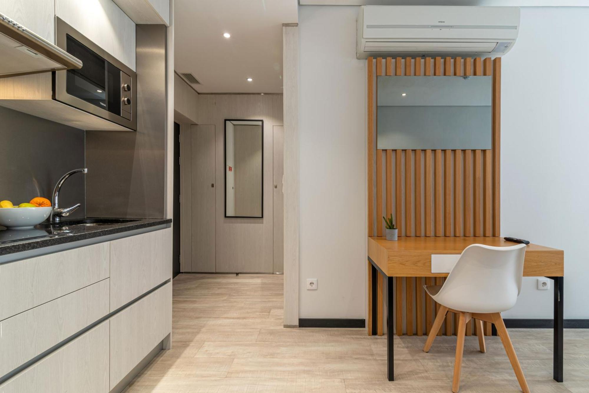 Dom Luis Flats Apartment บีลาโนวาเดกายา ภายนอก รูปภาพ