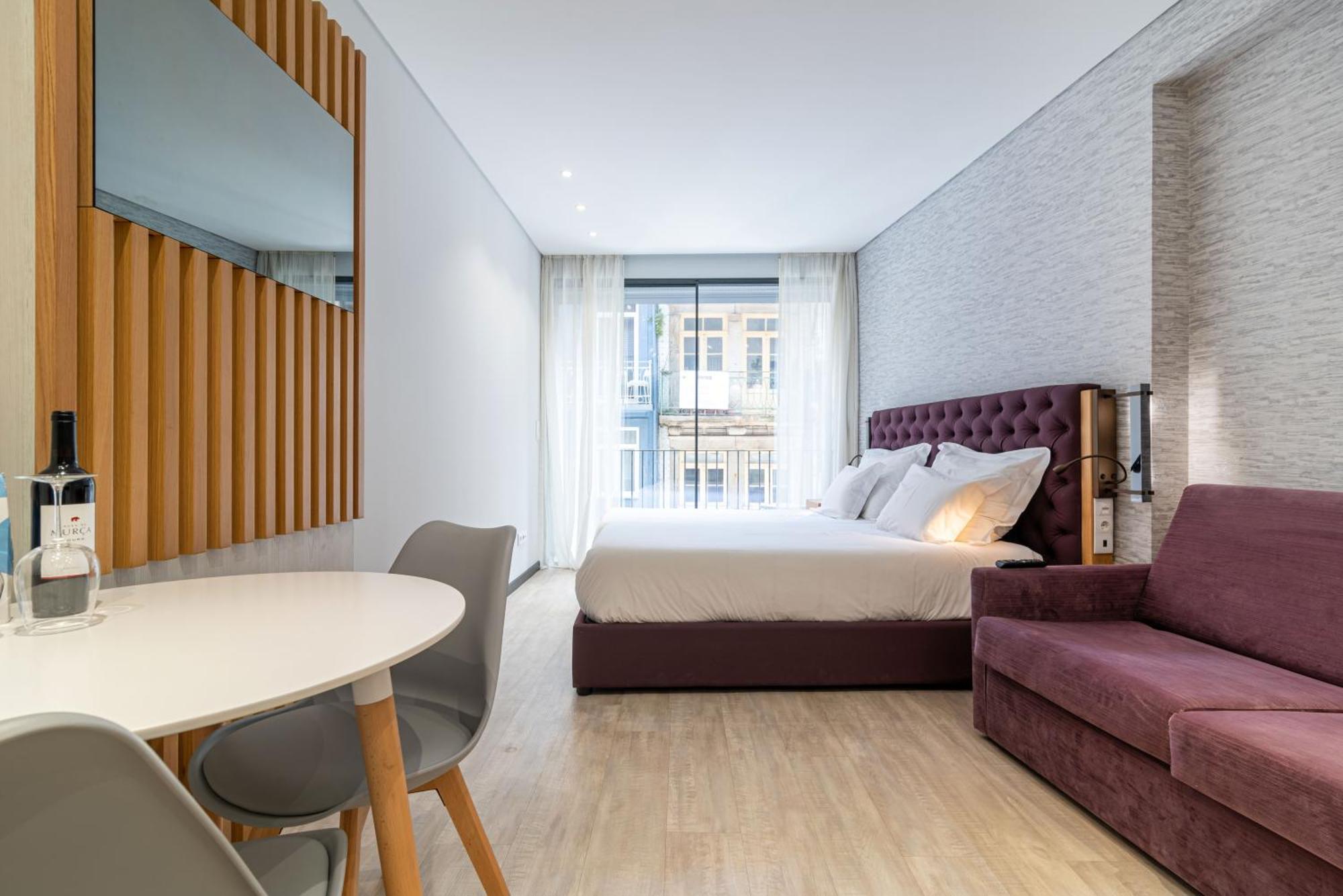 Dom Luis Flats Apartment บีลาโนวาเดกายา ภายนอก รูปภาพ