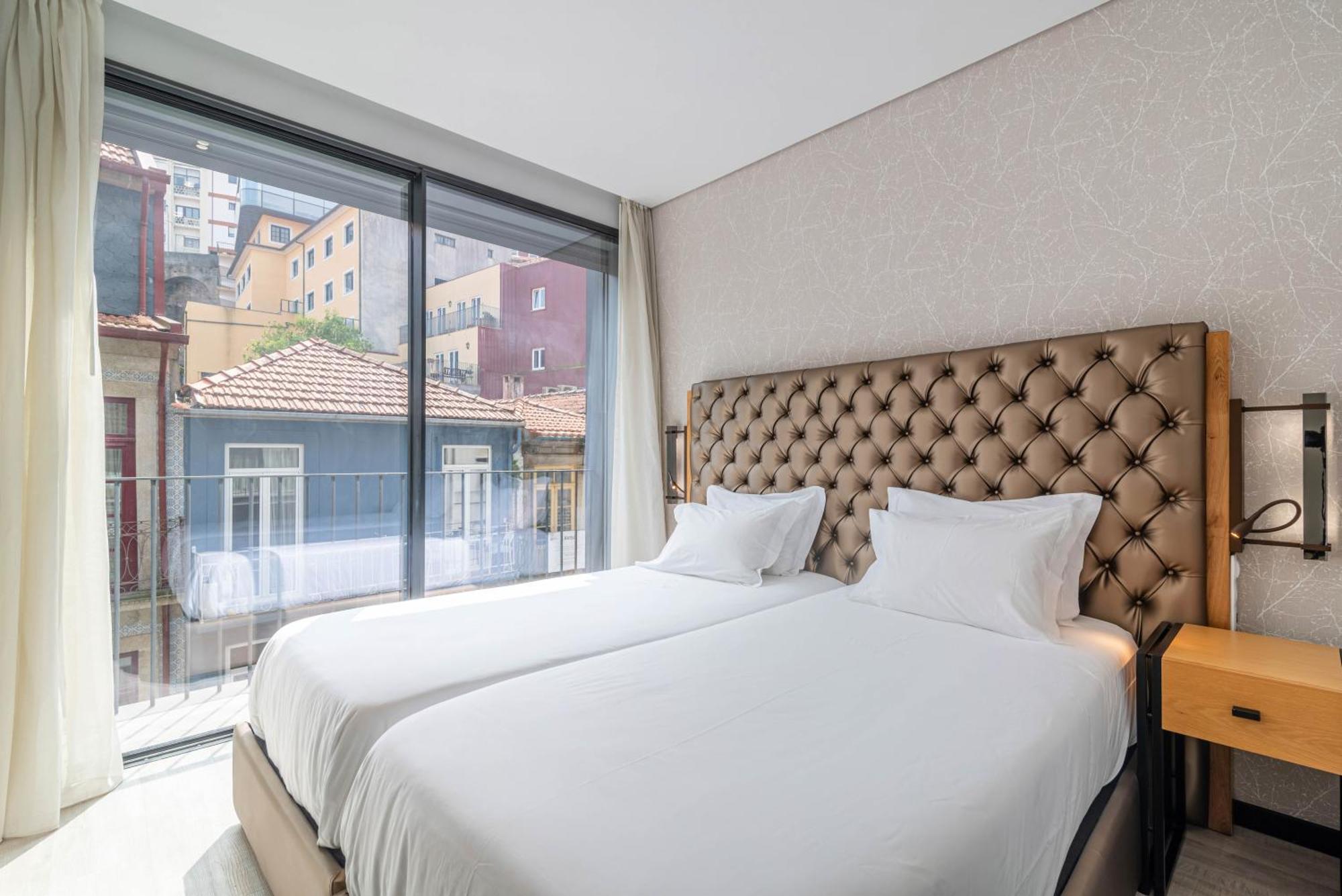 Dom Luis Flats Apartment บีลาโนวาเดกายา ภายนอก รูปภาพ