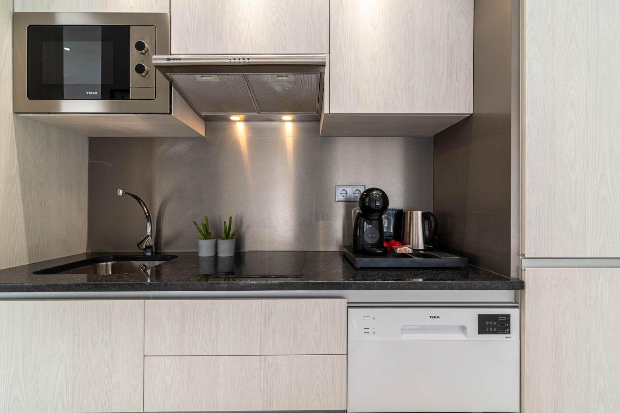 Dom Luis Flats Apartment บีลาโนวาเดกายา ภายนอก รูปภาพ